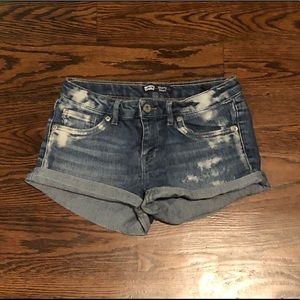Levi’s denim shorts